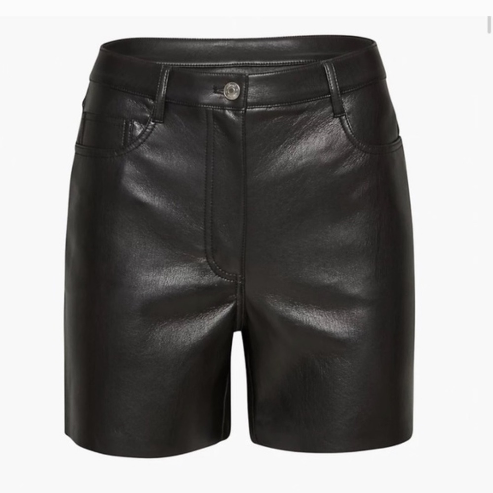 Leather Shorts | Aritzia